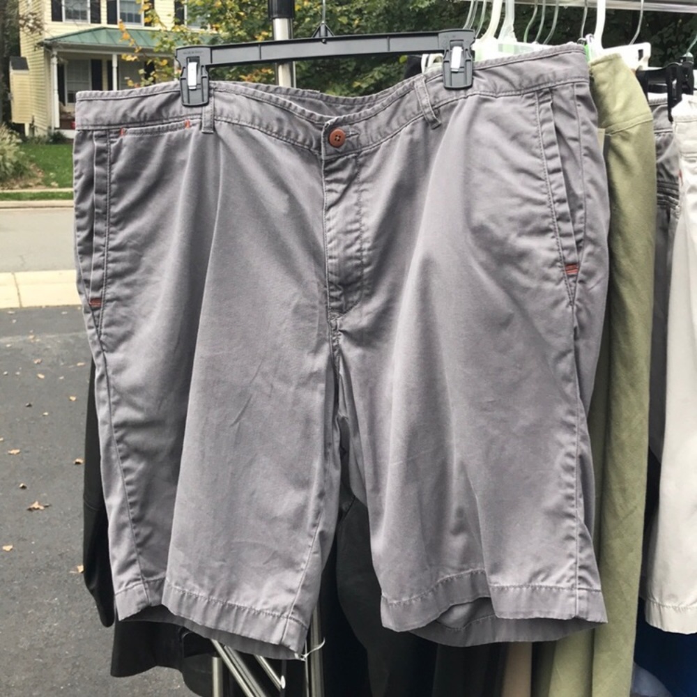 Men’s 42 Tommy Bahama